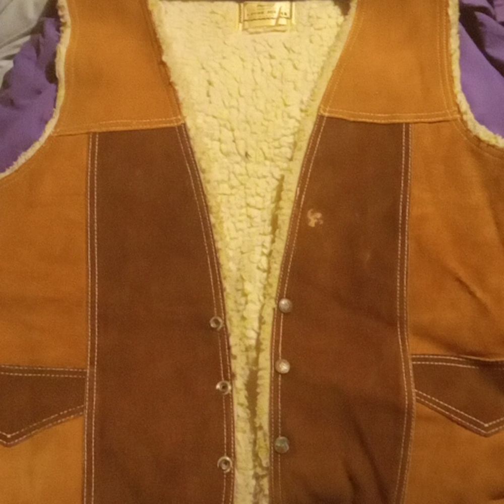 Pauliz suede vest